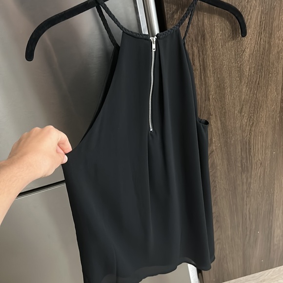 MUST HAVE BLACK TOP - Picture 3 of 6